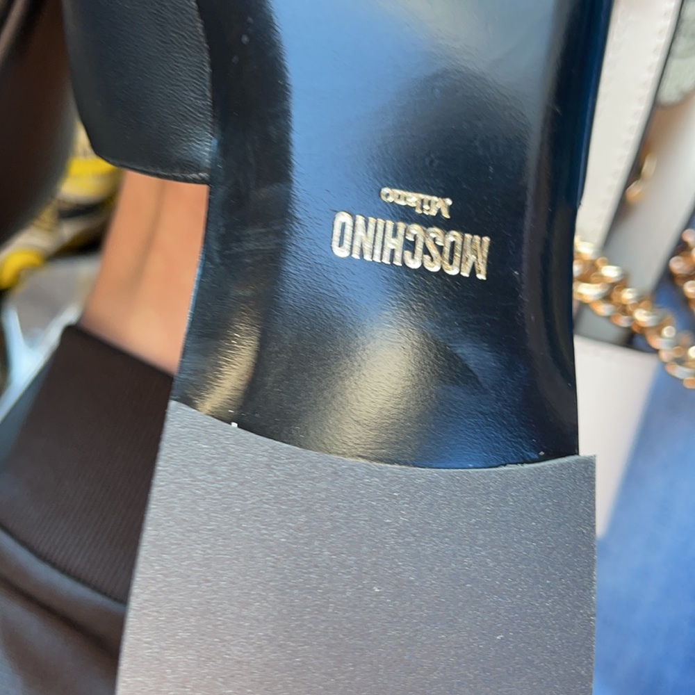 MOSCHINO SLIDES - Picture 3 of 4